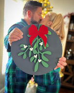 Mistletoe Mini Round